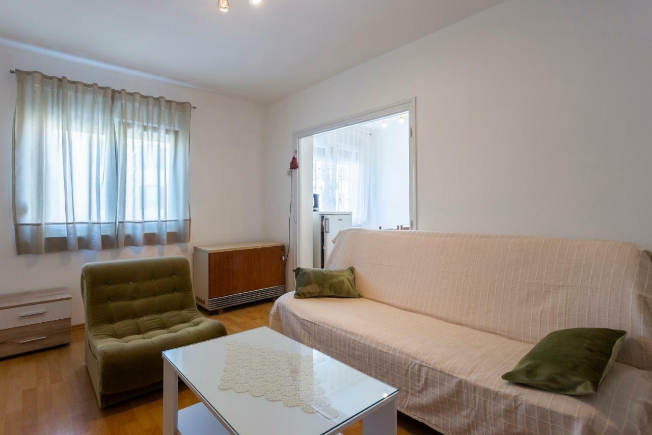 Apartment Anna With Free Private Parking بولا المظهر الخارجي الصورة