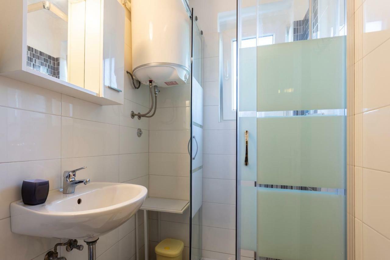 Apartment Anna With Free Private Parking بولا المظهر الخارجي الصورة